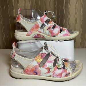 Ecco Soft Women’s 37 US 6 Floral Leather Toggle Sandals White Pink Cream